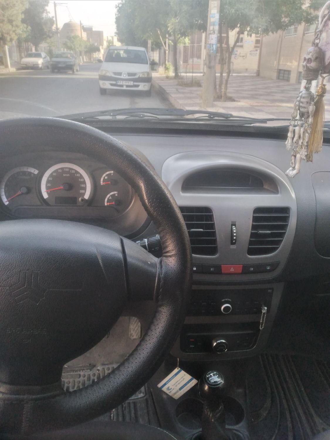 کوییک R دنده‌ای - 1400