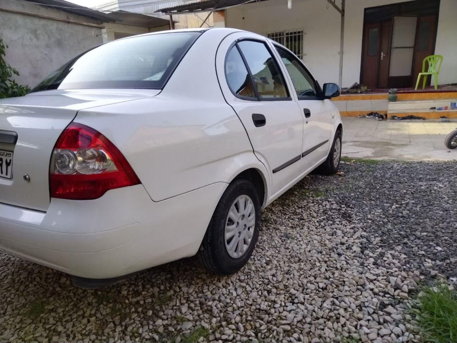 تیبا صندوق دار SX - 1398