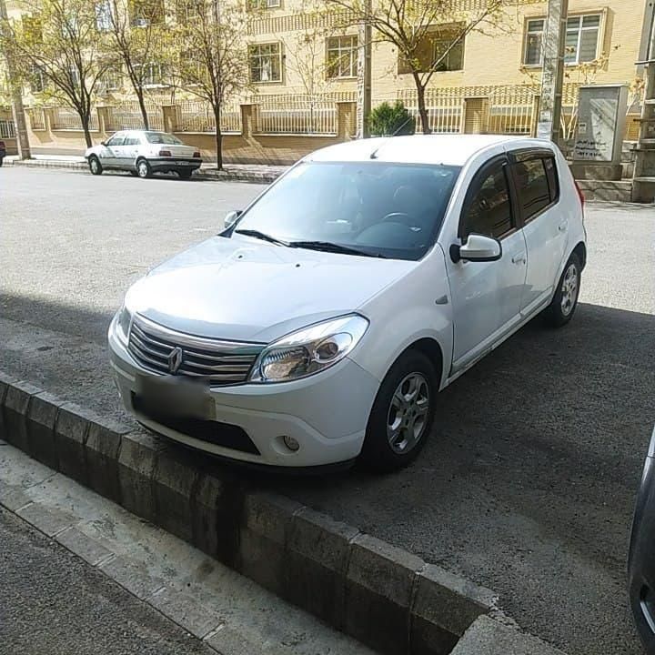 خودرو رنو، ساندرو آگهی ann_17934579