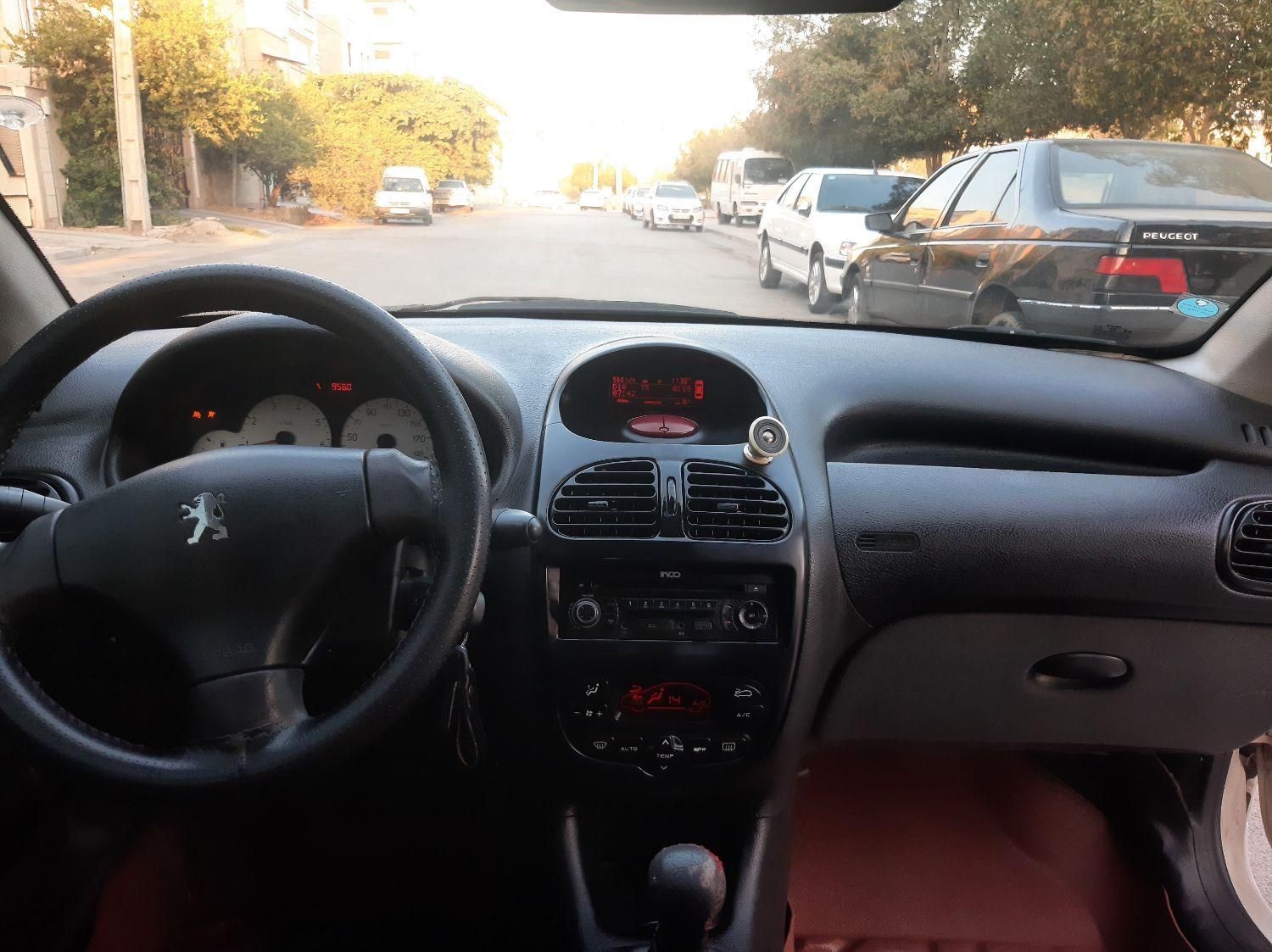 پژو 206 SD v8 - 1395