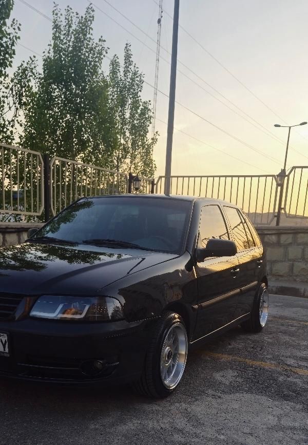 خودرو فولکس، گل آگهی ann_17935022