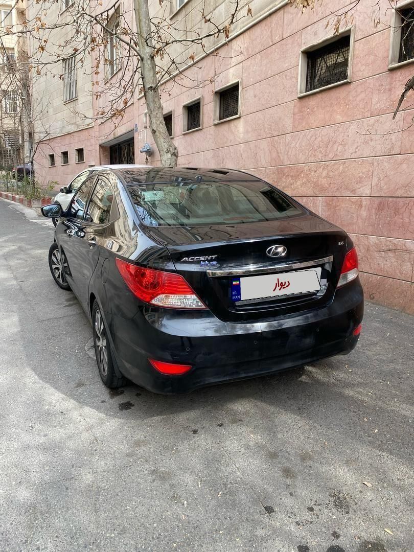 هیوندای اکسنت 1.6 لیتر بلو - 2015