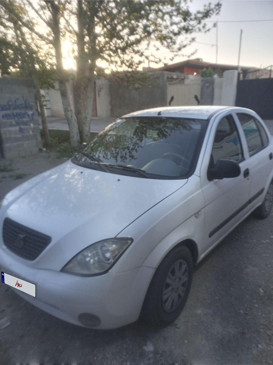 تیبا صندوق دار EX - 1395