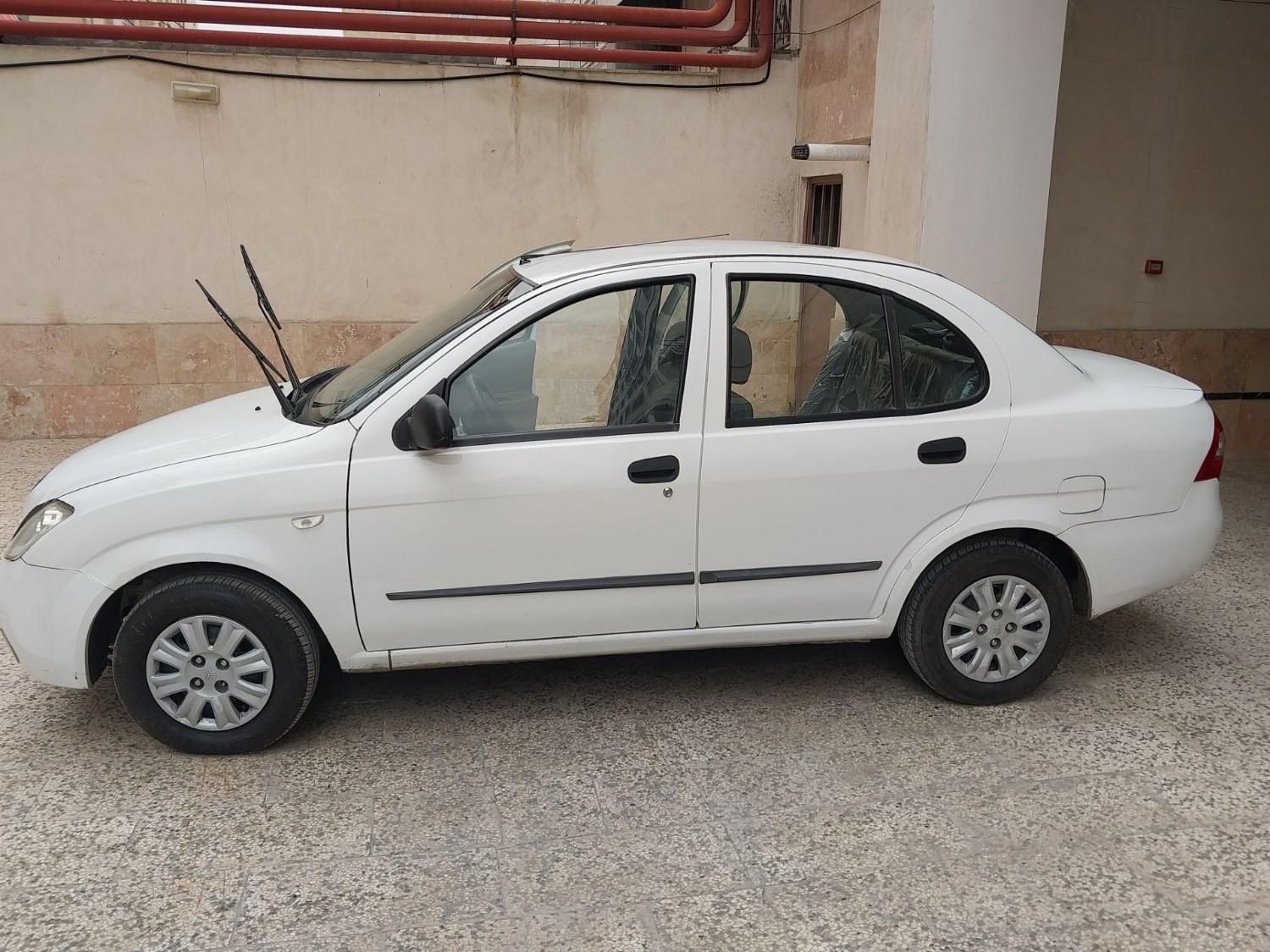 تیبا صندوق دار SX - 1395