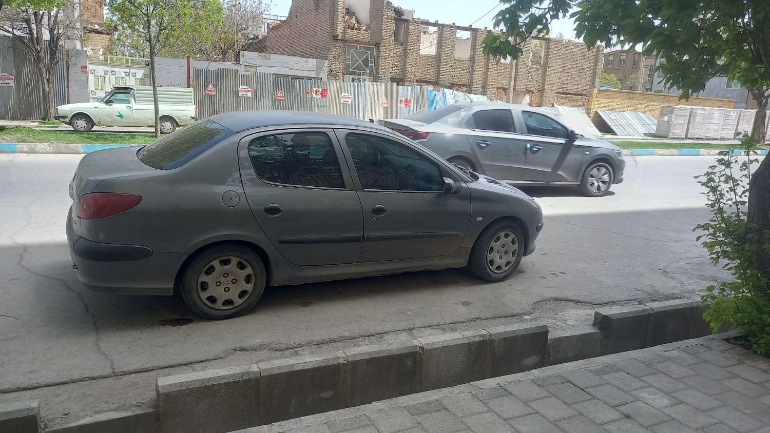 پژو 206 SD v8 - 1392
