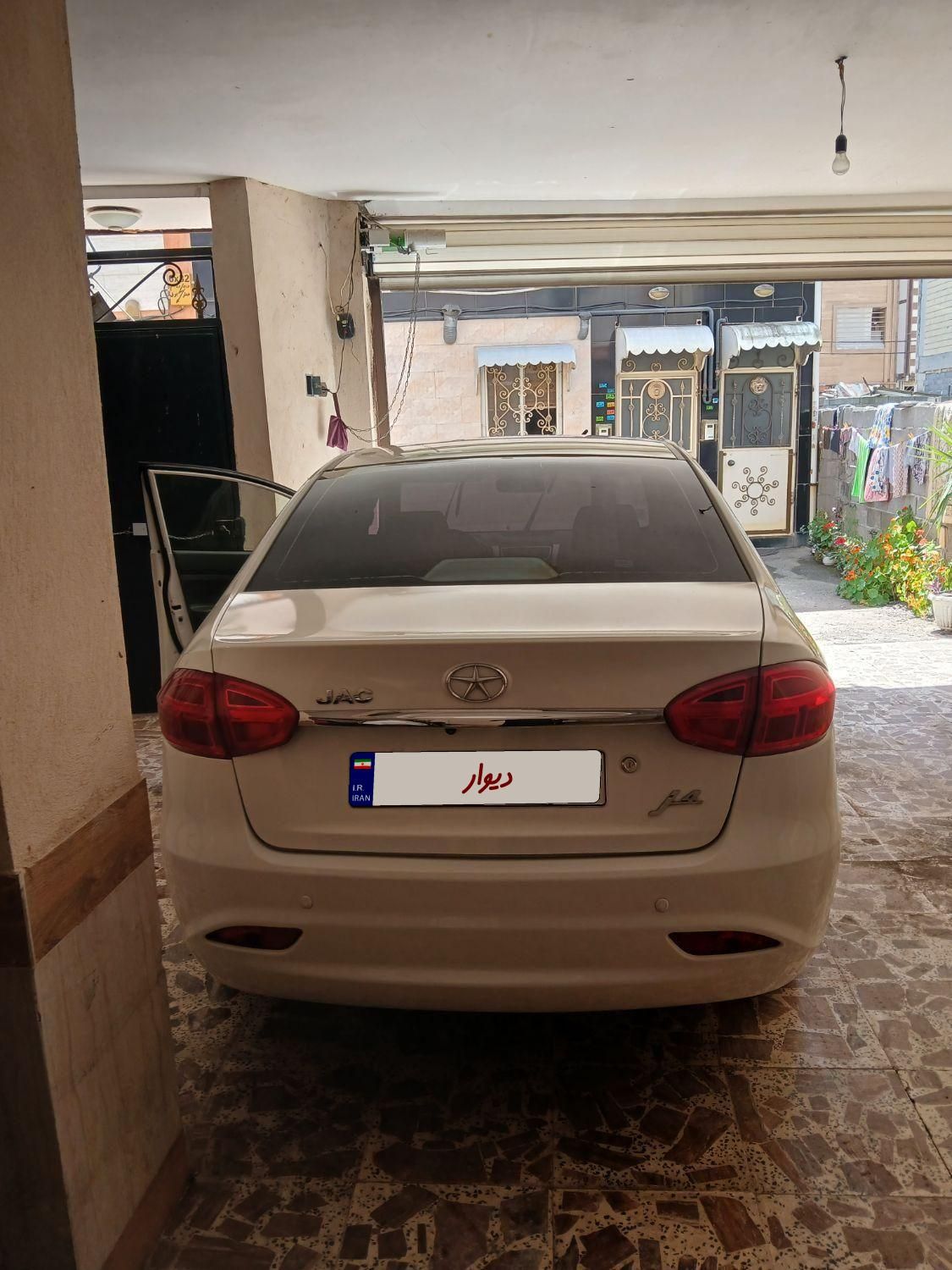 جک J4 اتوماتیک - 2023