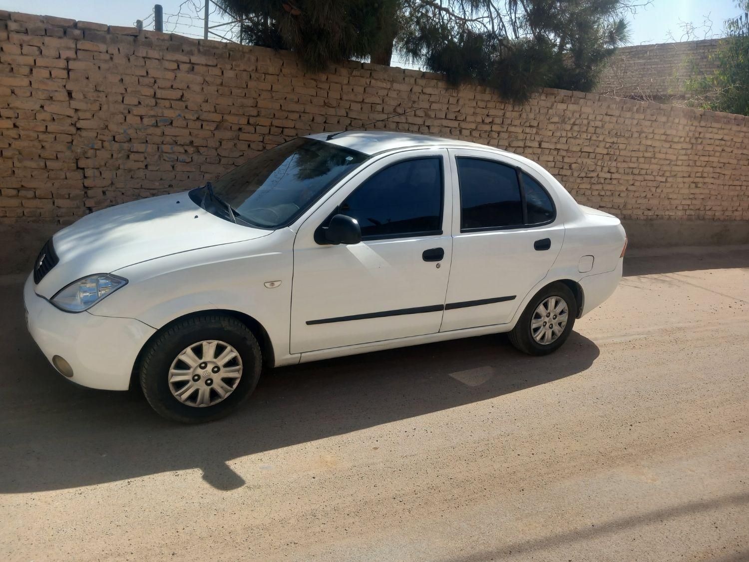 تیبا صندوق دار EX - 1395