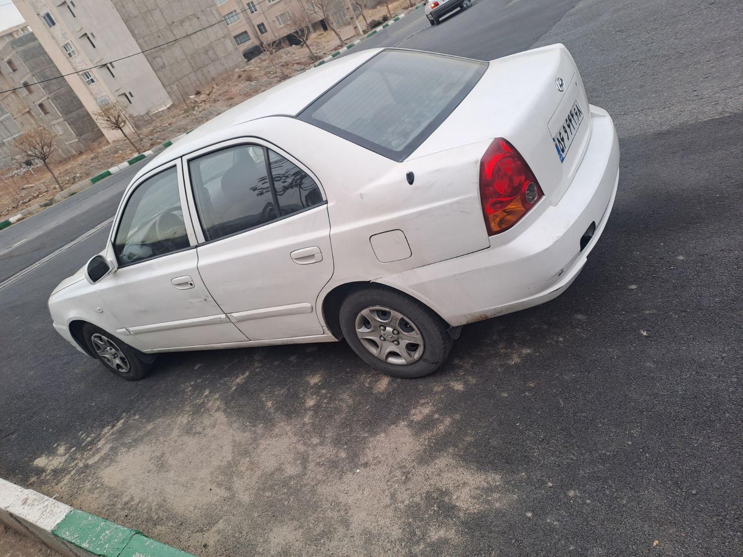 هیوندای ورنا دنده‌ ای - 2007