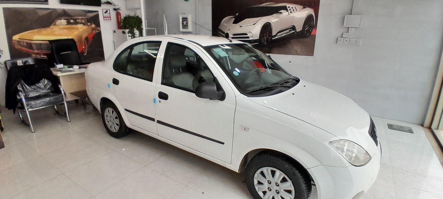 تیبا صندوق دار SX - 1400