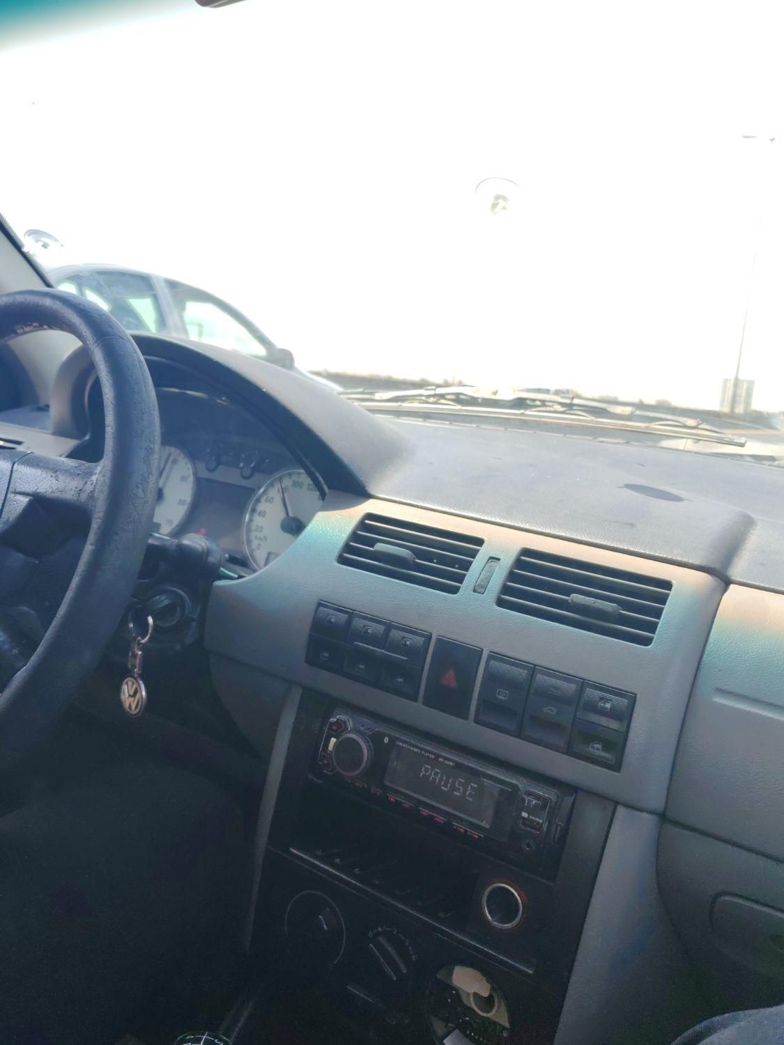 خودرو فولکس، گل آگهی ann_17940200