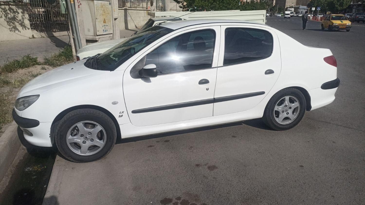 پژو 206 SD v8 - 1398