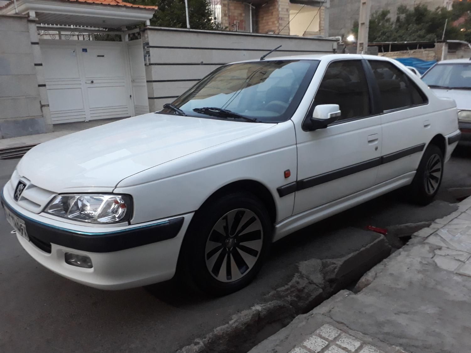 پژو پارس XU7ساده - 1390