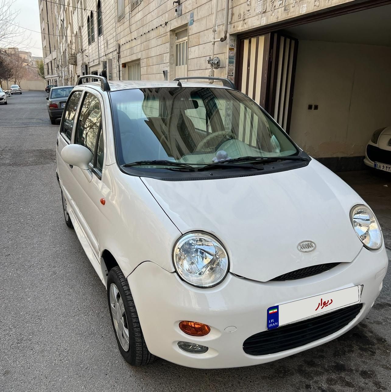 ام وی ام 110 چهار سیلندر دنده ای - 2012
