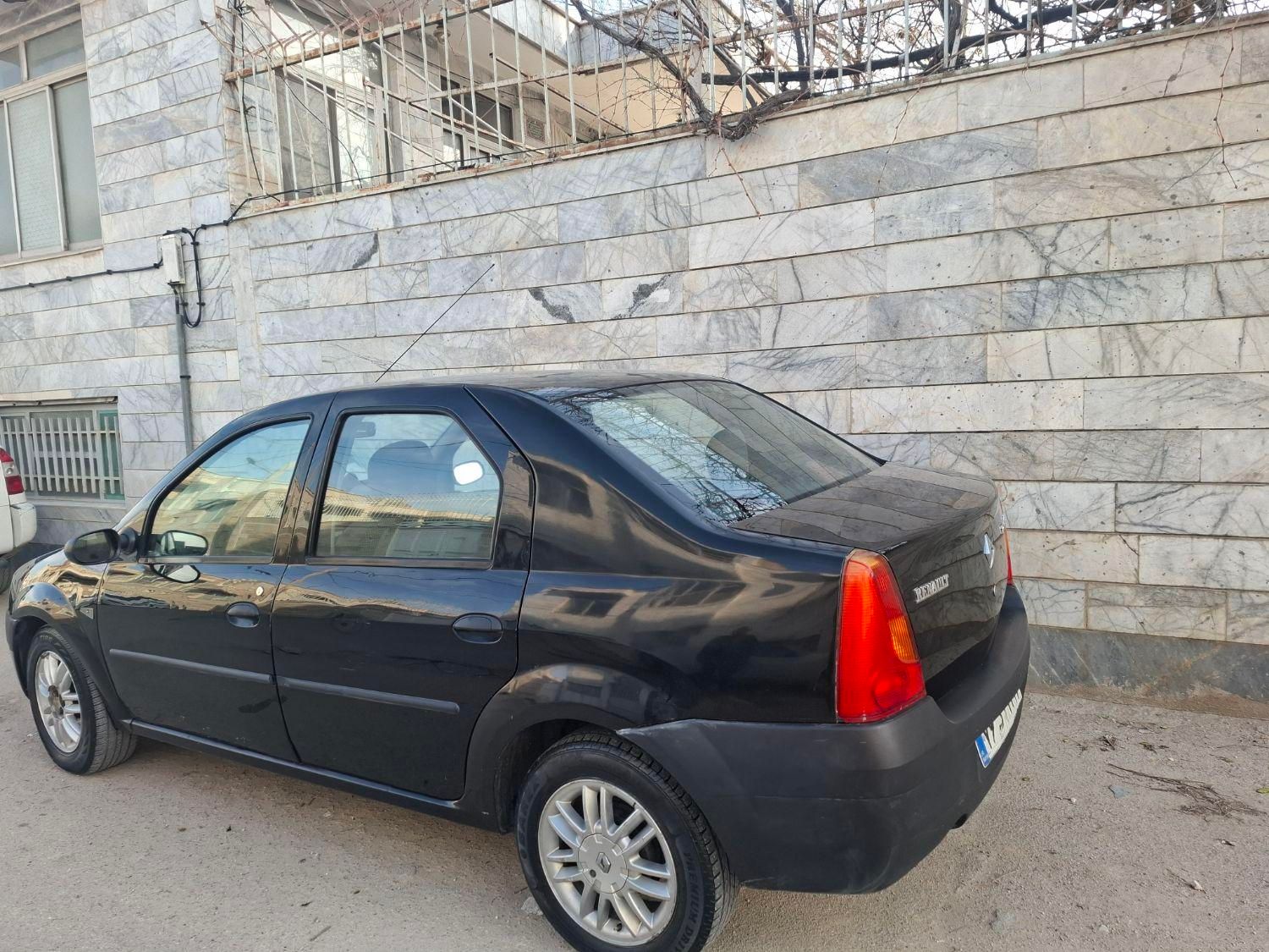 خودرو رنو، تندر 90 آگهی ann_17940800