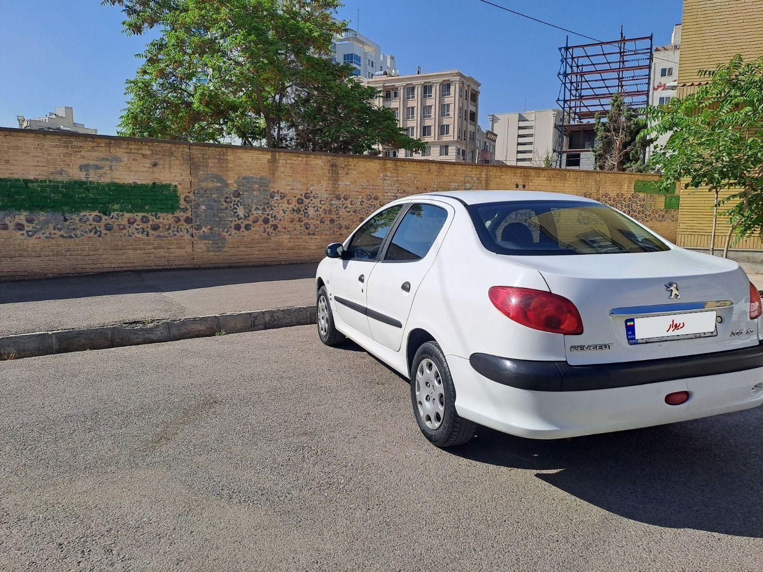 پژو 206 SD v8 - 1390