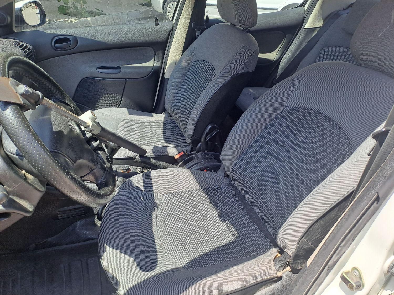 پژو 206 SD v8 - 1390