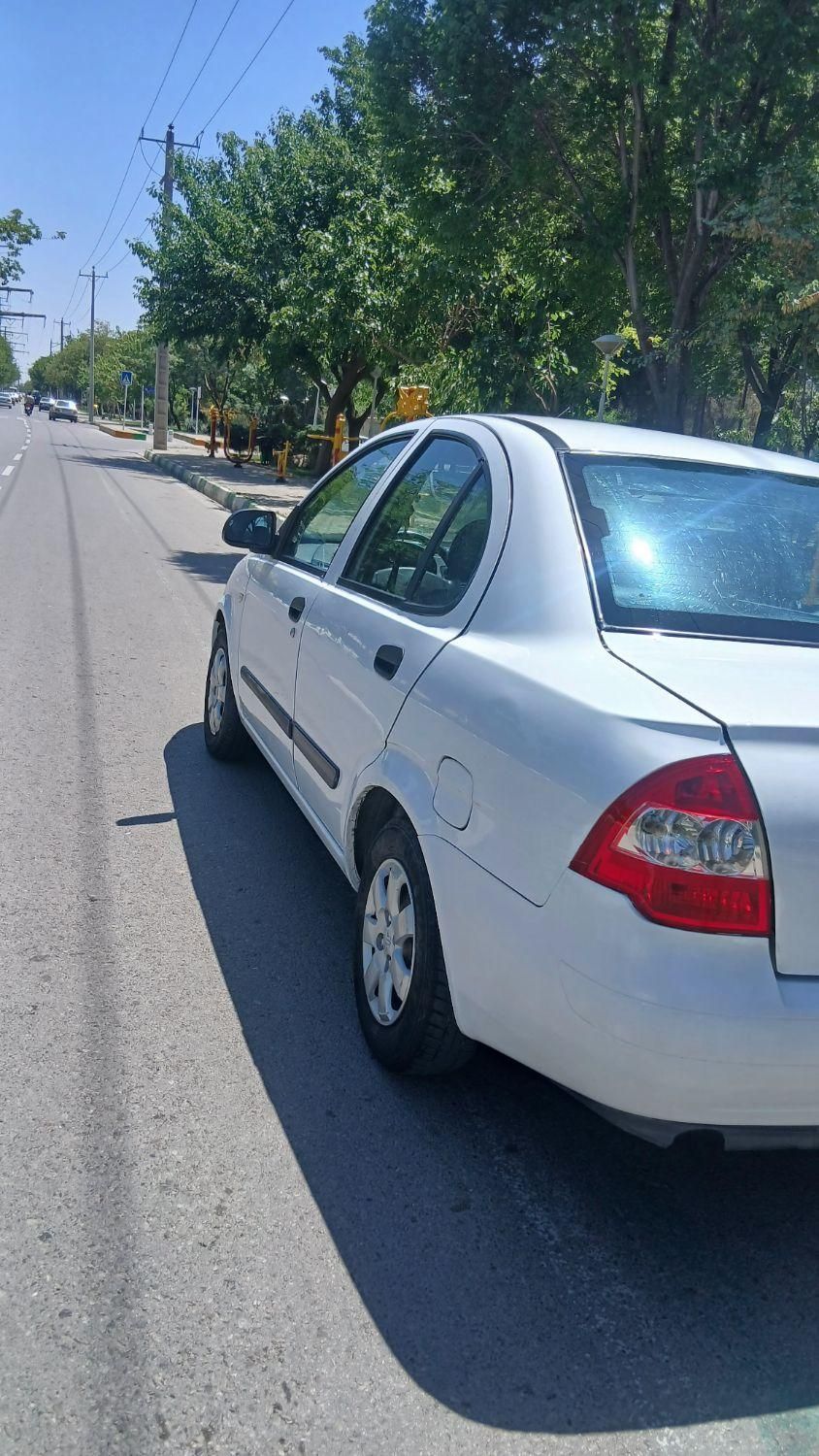 تیبا صندوق دار SX - 1393