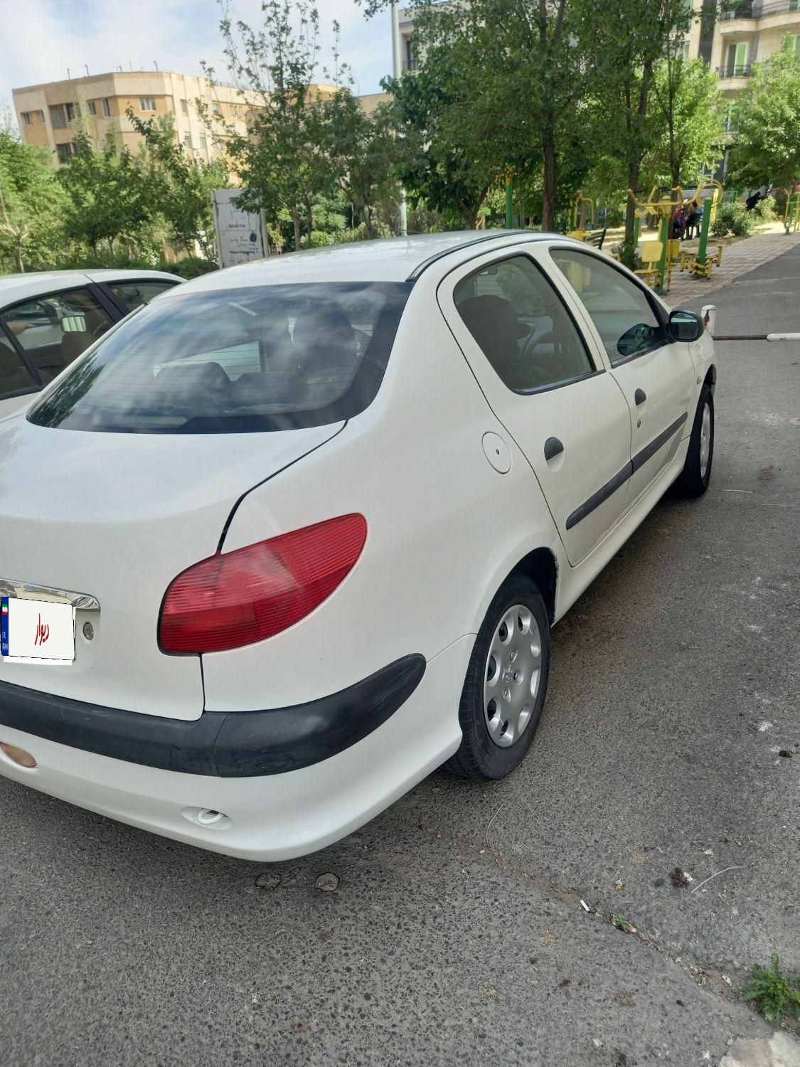 پژو 206 SD v1 - 1389