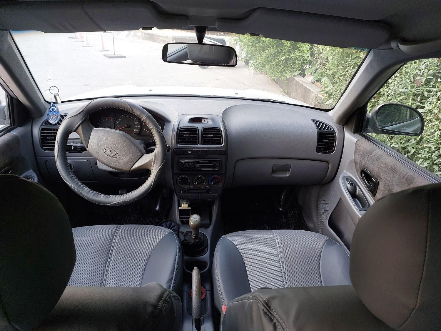 هیوندای اکسنت 1.6 لیتر ساده - 2013