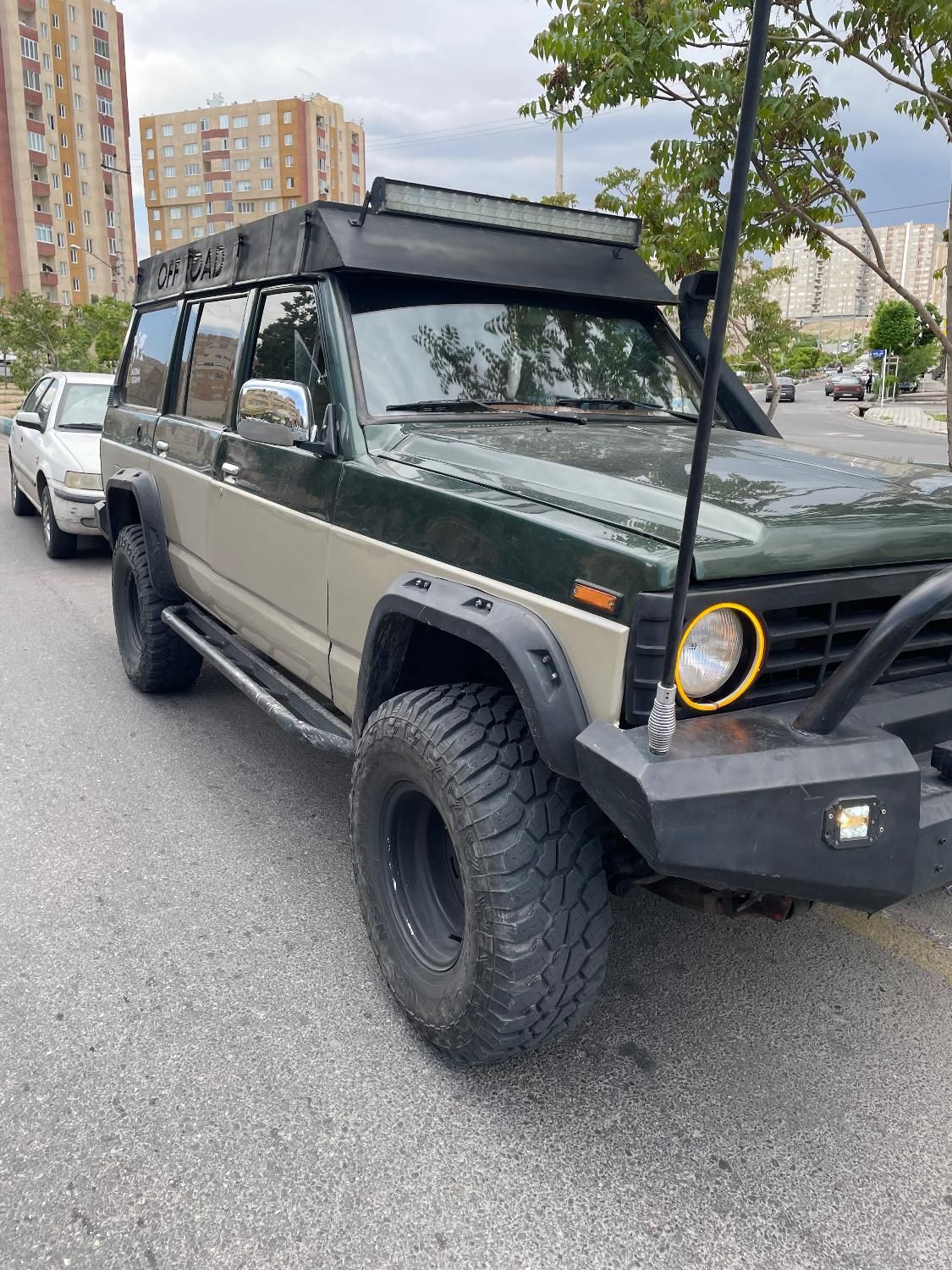 نیسان پاترول چهار درب 4 سیلندر - 2000