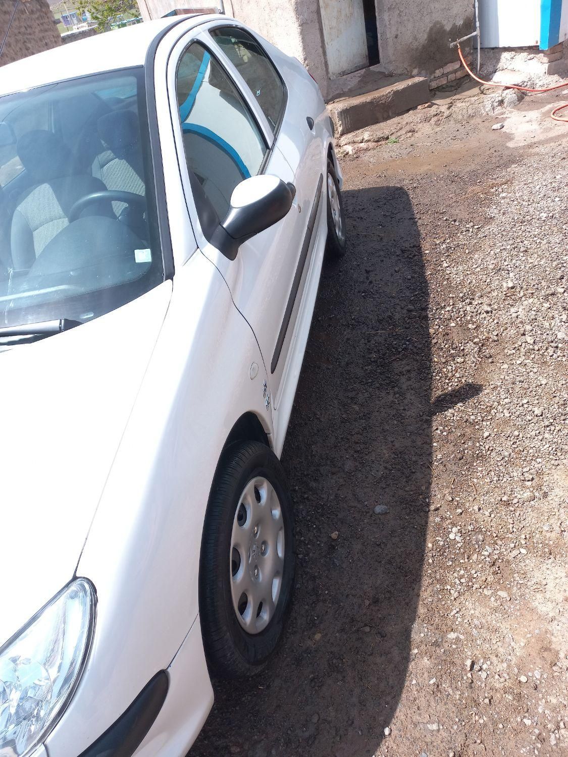 پژو 206 SD v8 - 1395