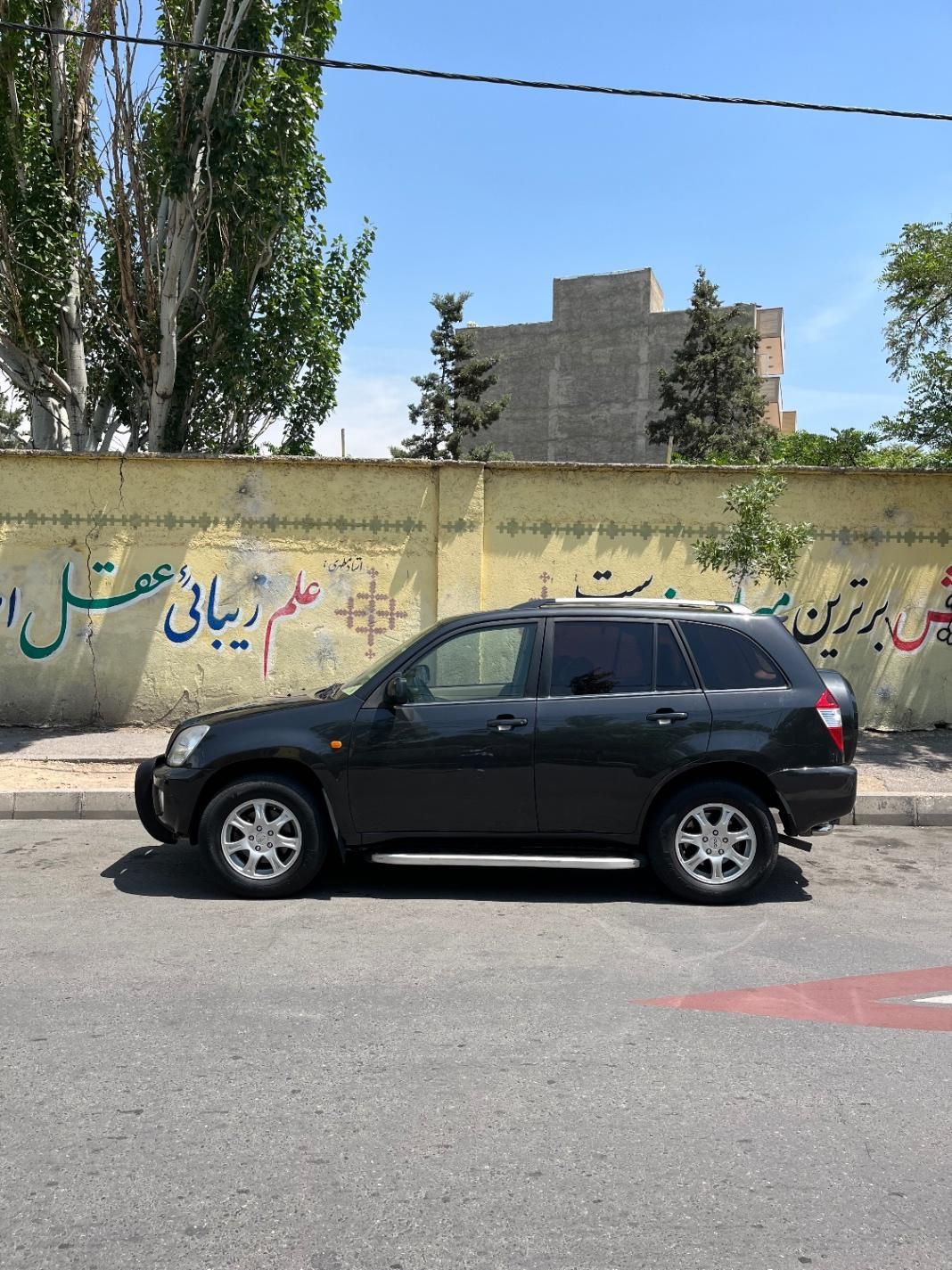 ام وی ام X33 دنده‌ای ساده - 2012