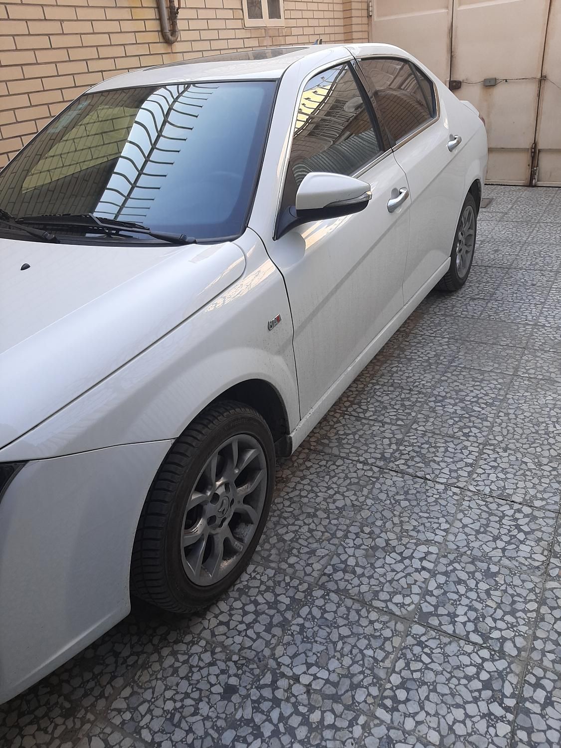 خودرو دنا، پلاس آگهی ann_17944638
