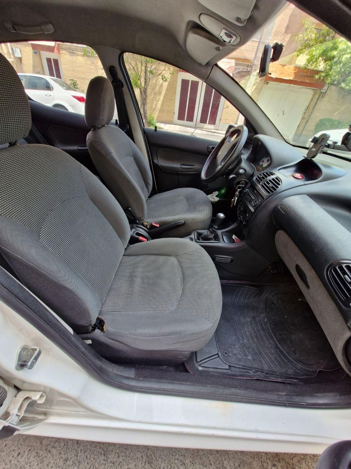 پژو 206 SD v8 - 1396