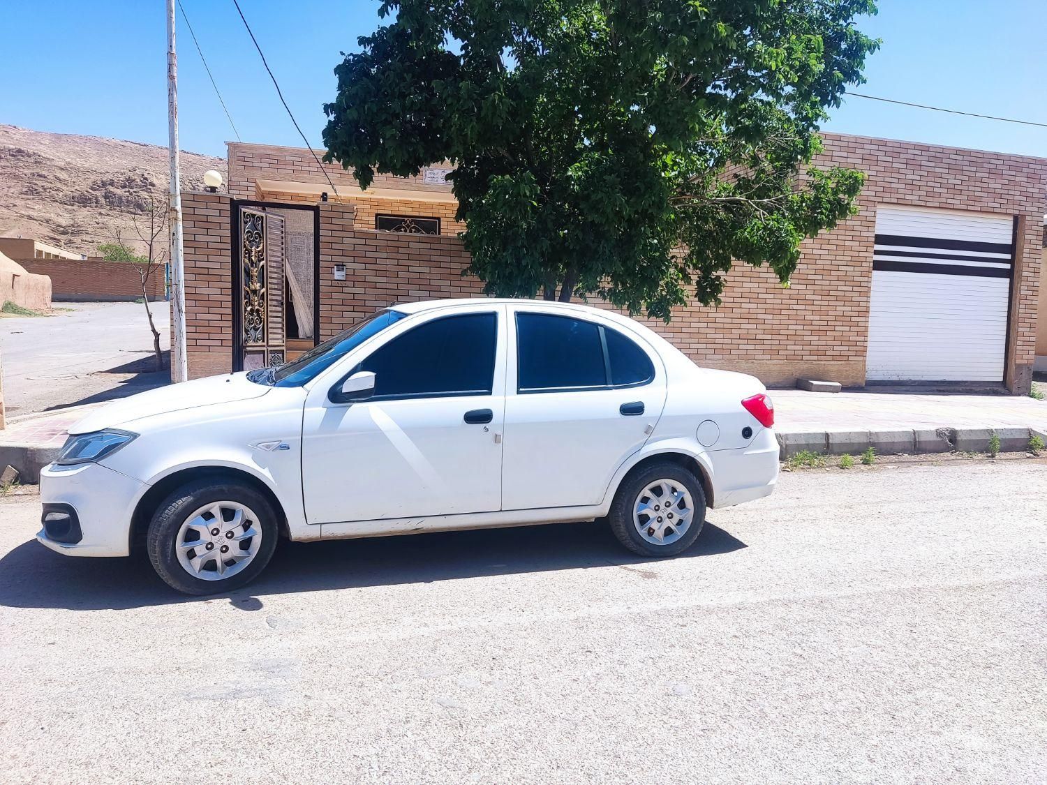 ساینا S دنده ای بنزینی - 1402