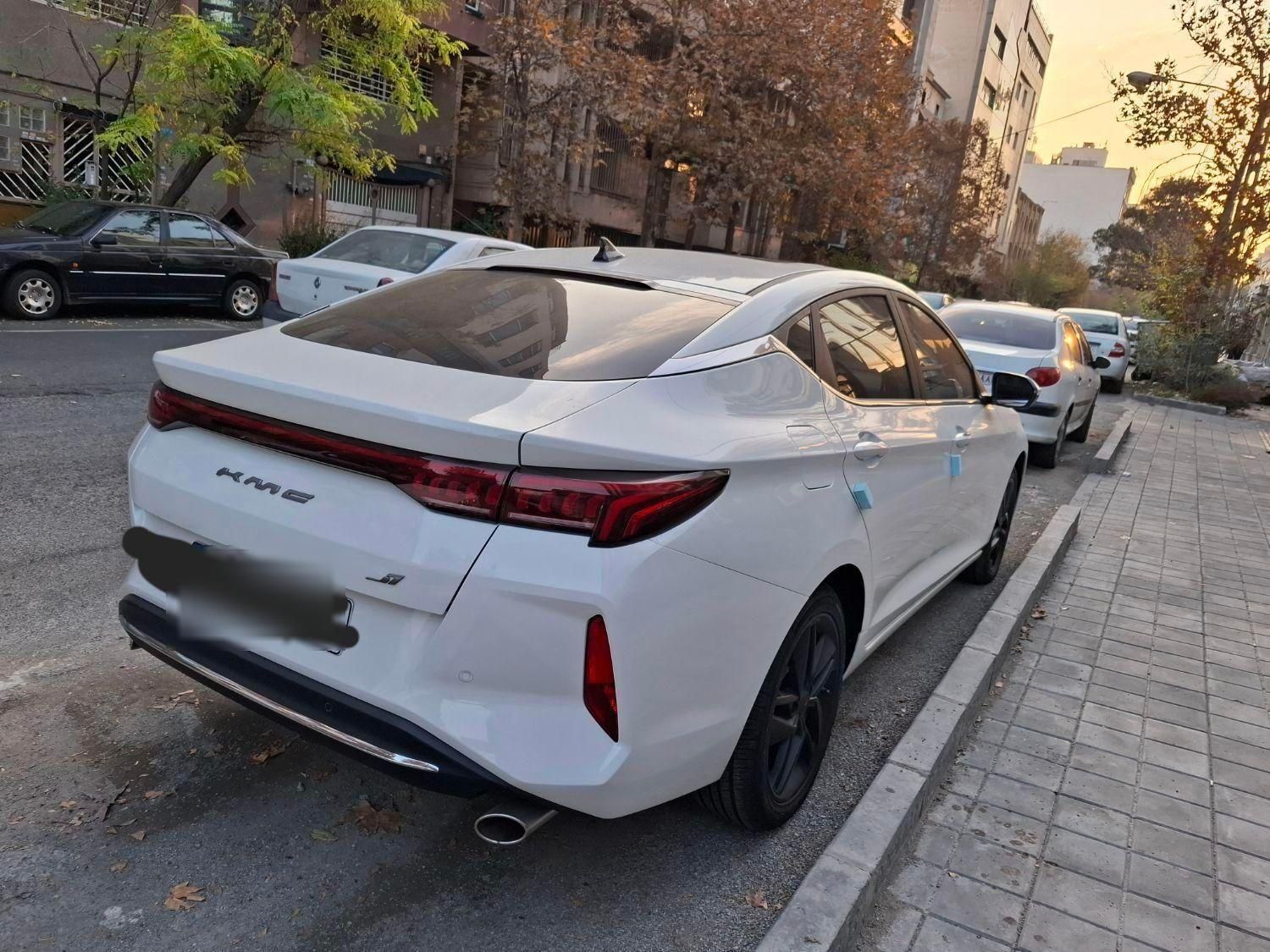 کی ام سی J7 اتوماتیک - 2024
