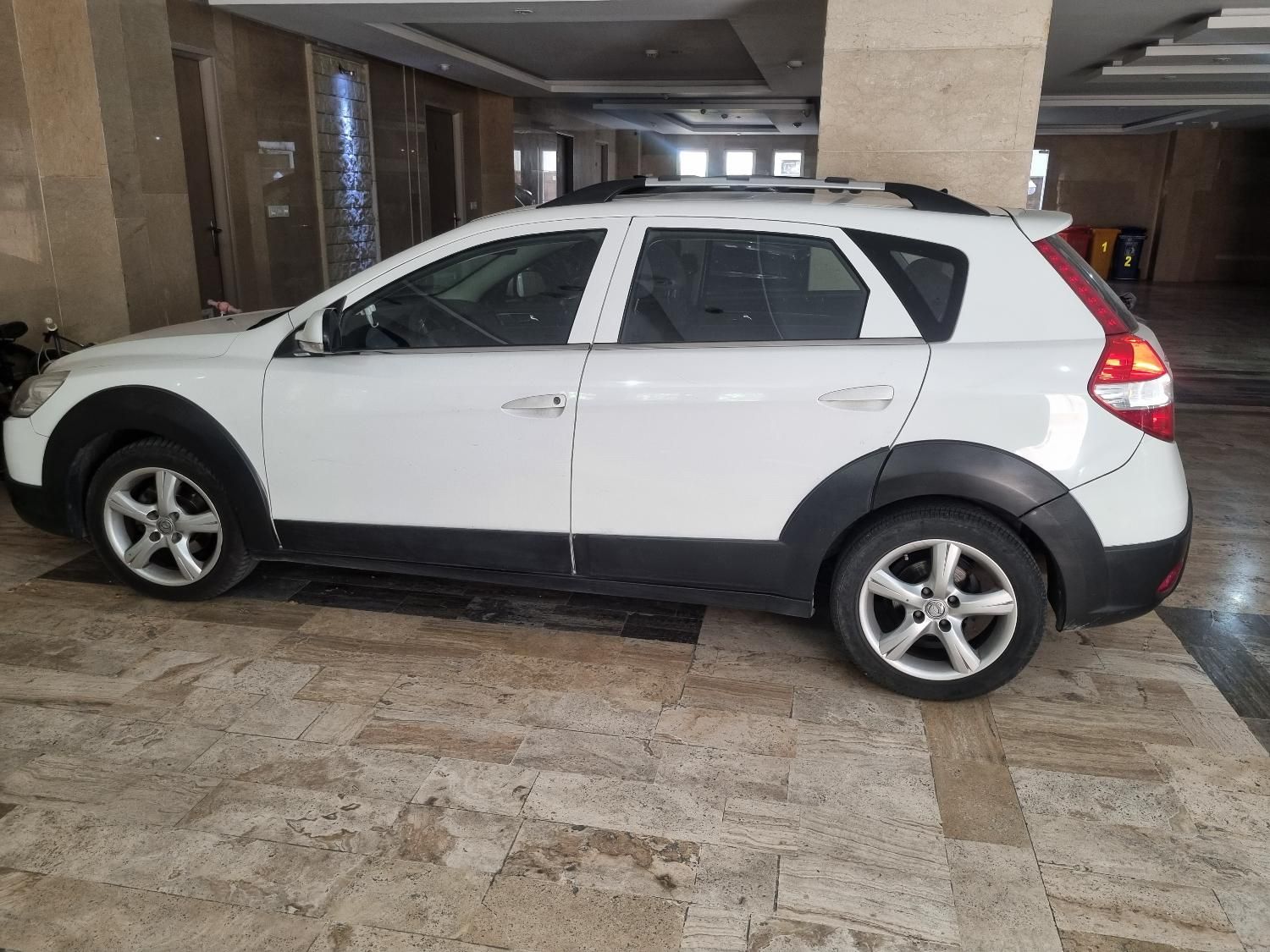 دانگ فنگ H30 کراس اتوماتیک - 1397