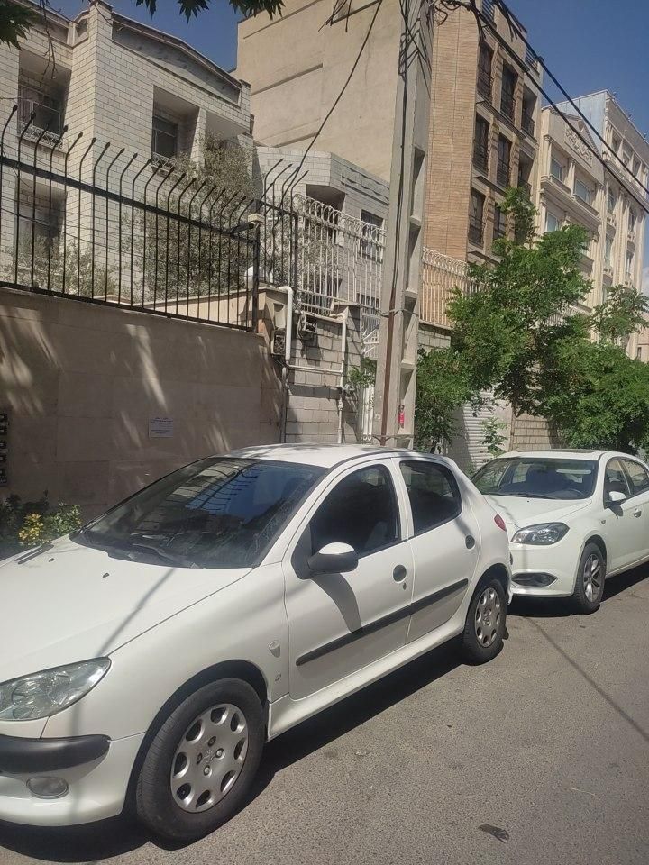 خودرو پژو، 206 آگهی ann_17948278