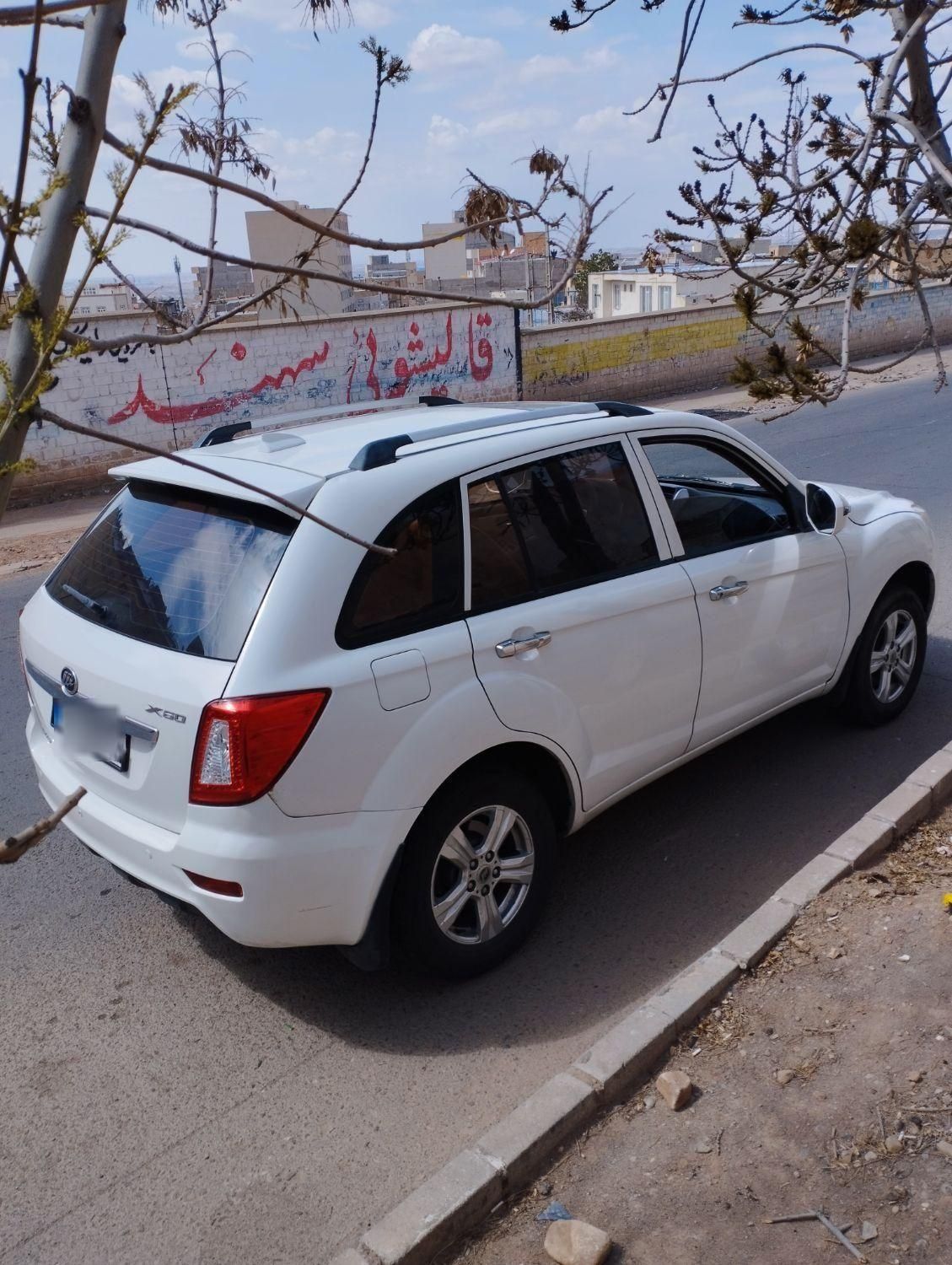 لیفان X60 دنده‌ای - 2013