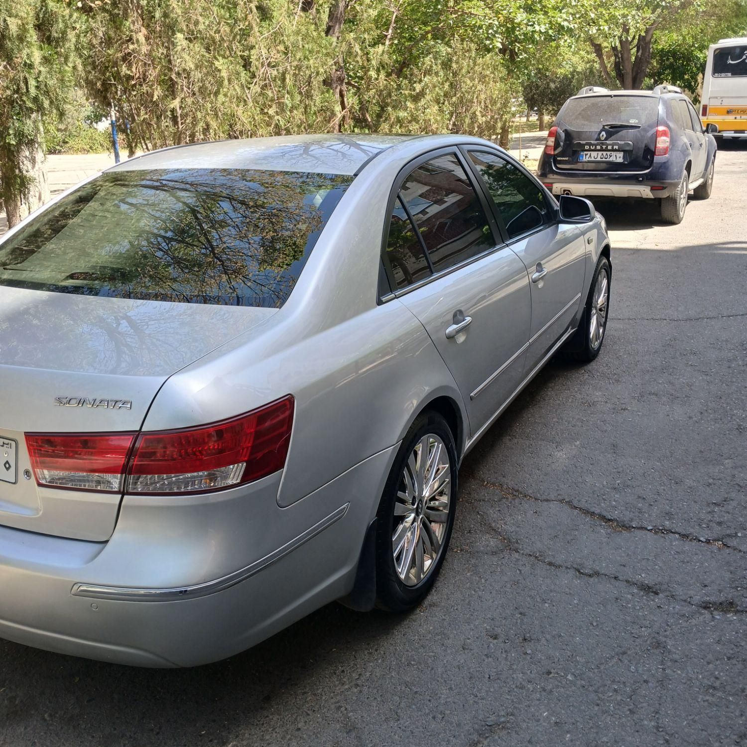 هیوندای سوناتا اتوماتیک NF 2400 - 2009