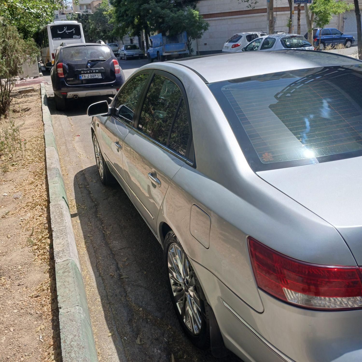 هیوندای سوناتا اتوماتیک NF 2400 - 2009