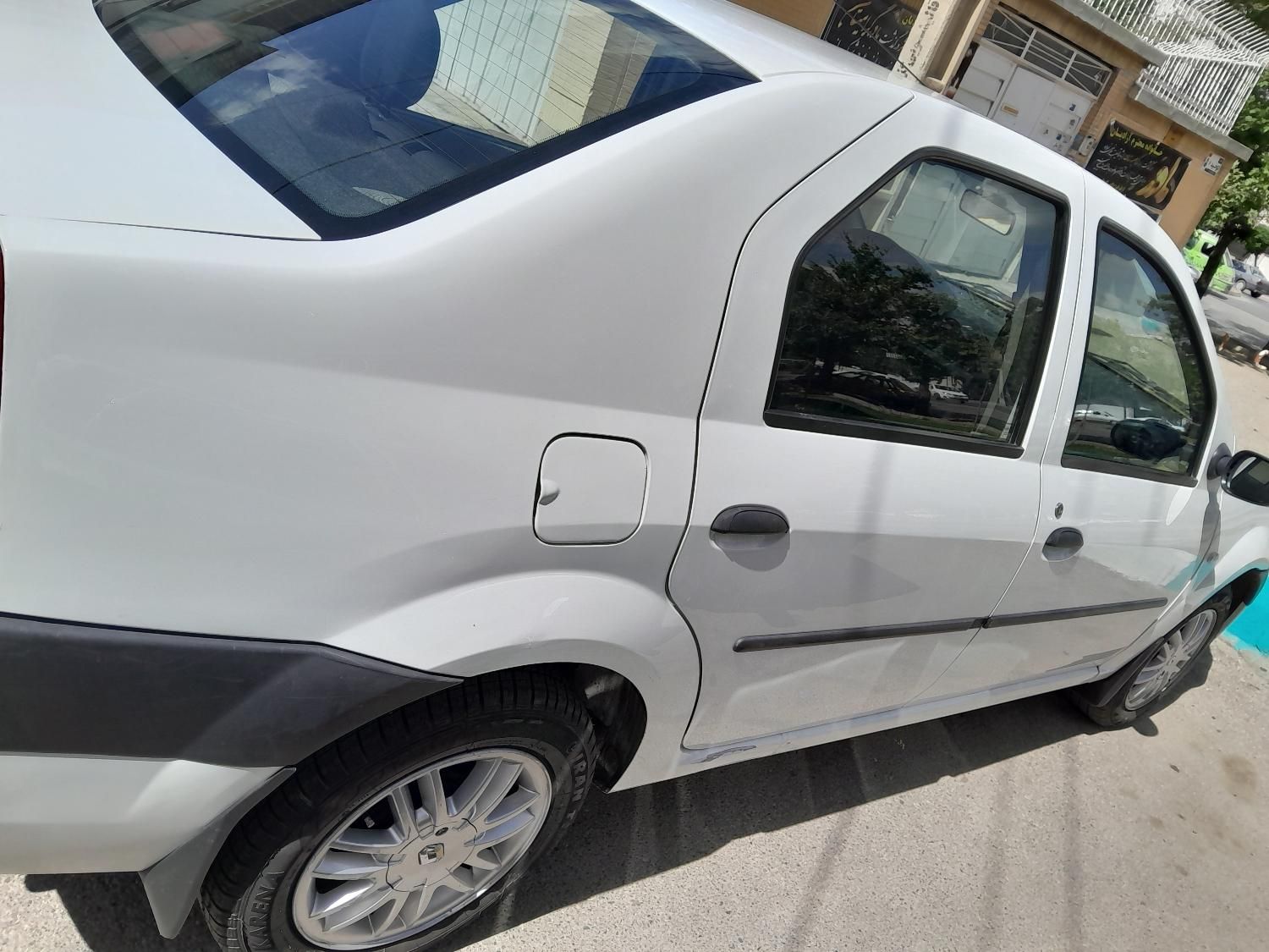 خودرو رنو، تندر 90 آگهی ann_17949367