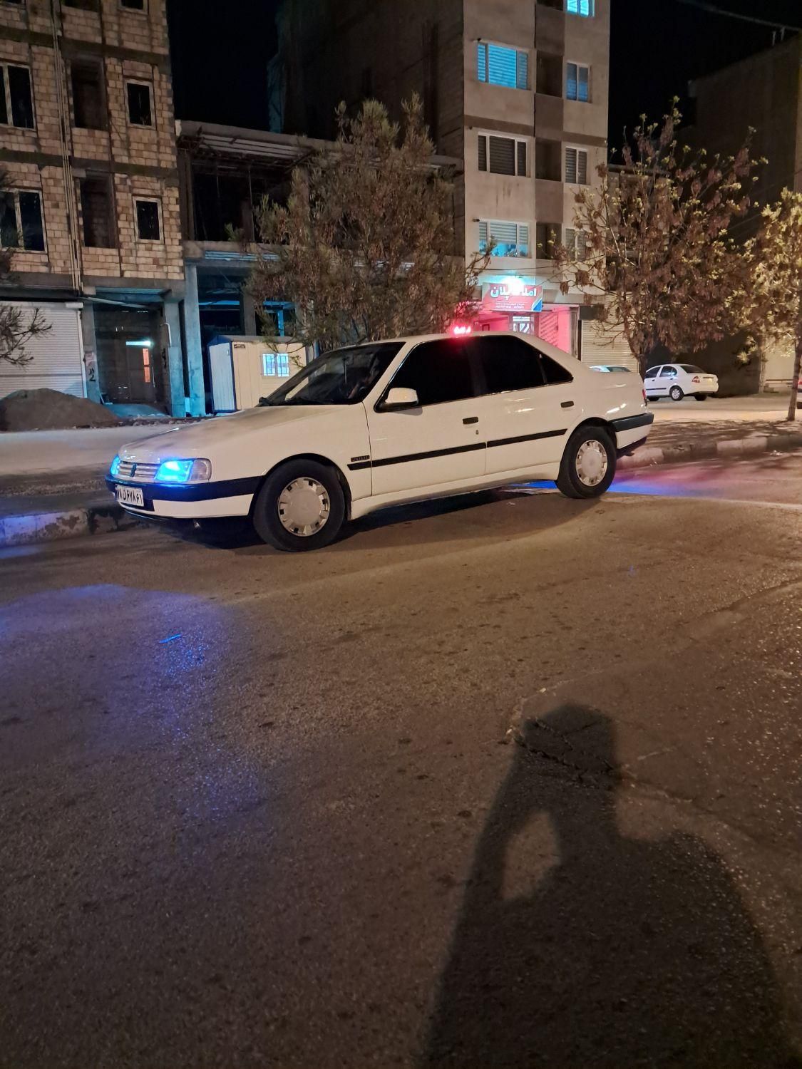 پژو 405 GLX - 1372