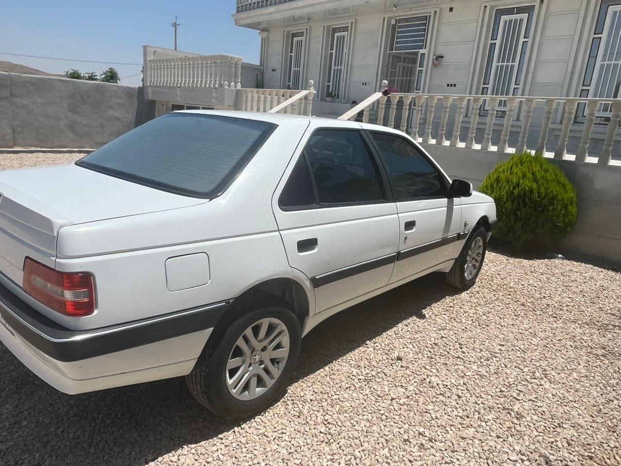 پژو 405 SLX بنزینی TU5 - 1390