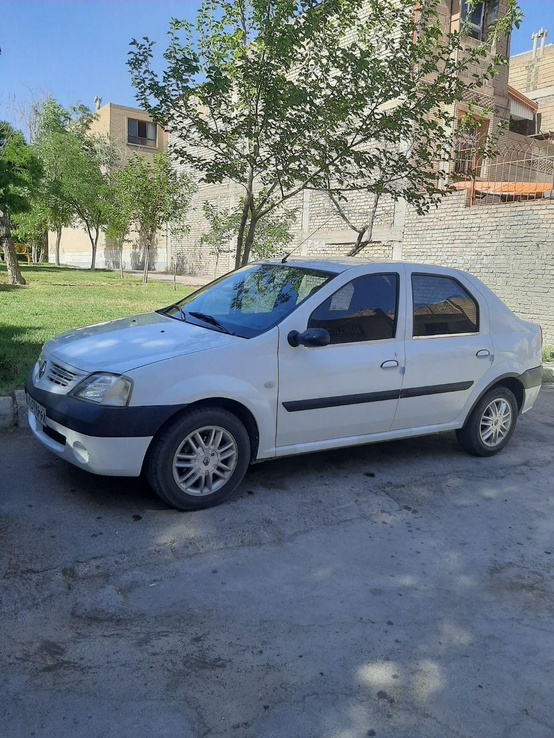 خودرو رنو، پارس تندر آگهی ann_17951922