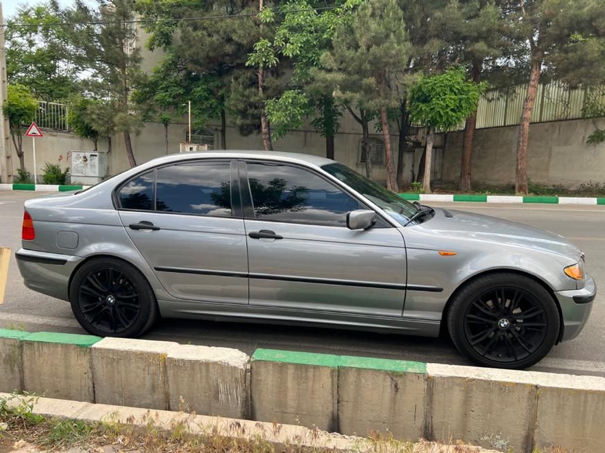 ب ام و سری 3 سدان 318i دنده‌ای - 2005