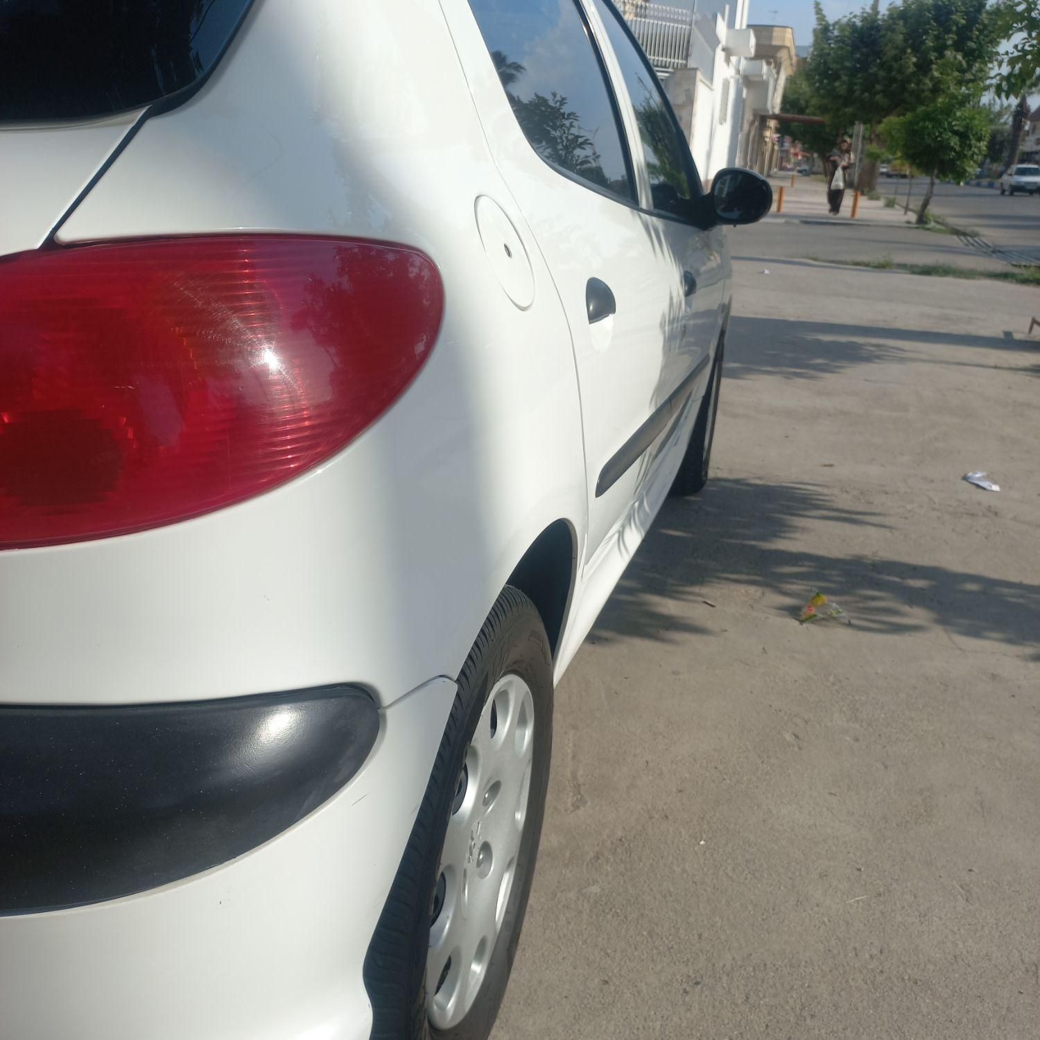 پژو 206 تیپ 5 - 1396