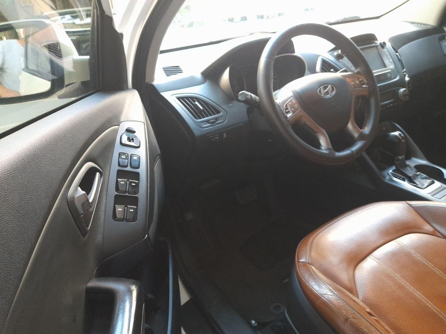 هیوندای توسان 2.4 لیتر - 2014