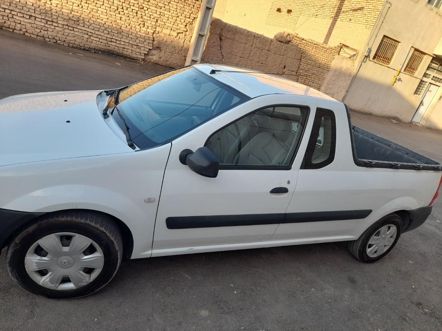 رنو تندر 90 E2 - 1397