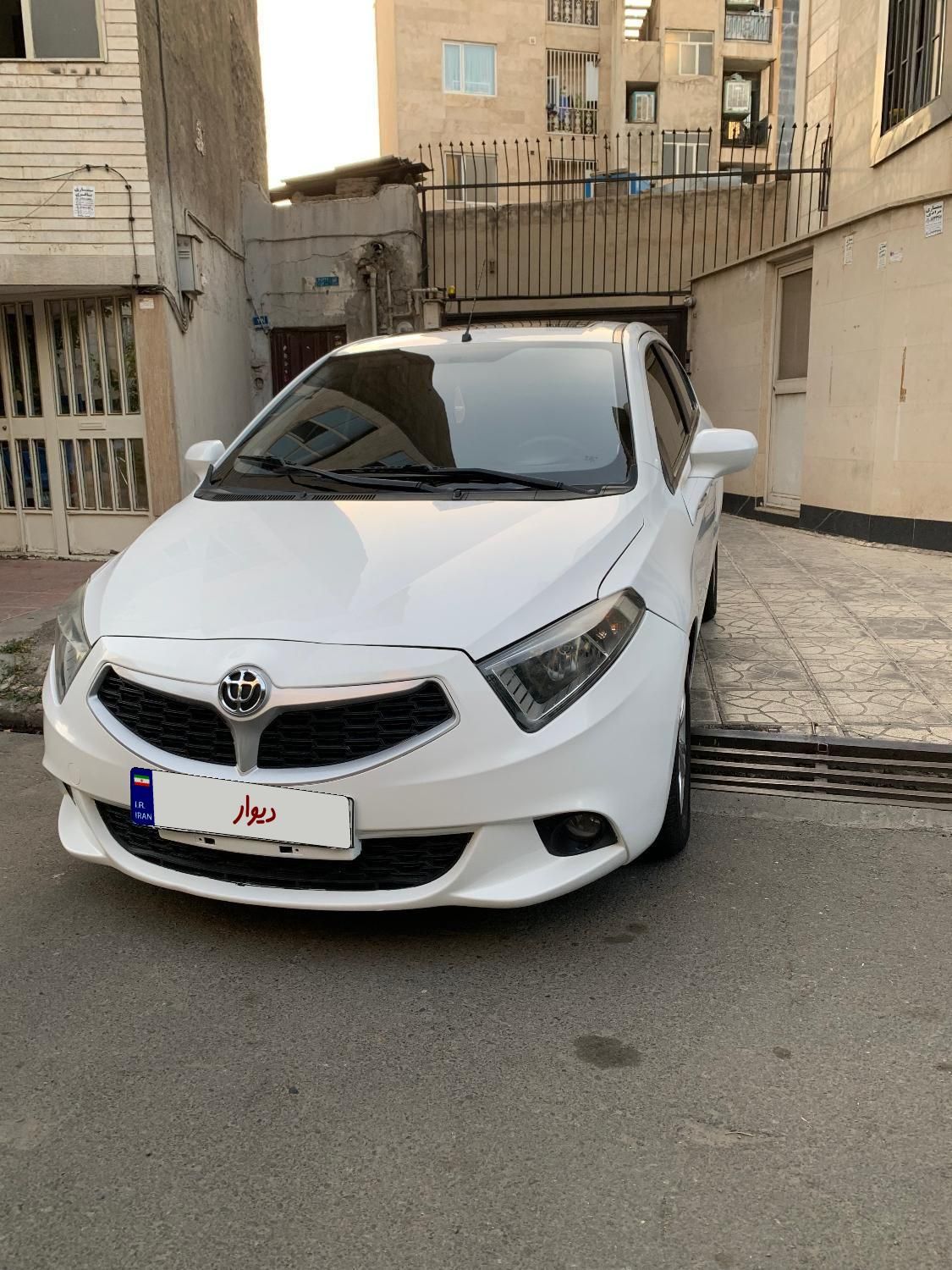 خودرو برلیانس، H220 آگهی ann_17955101