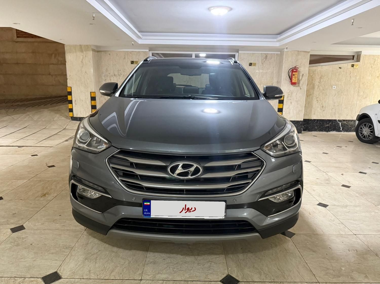 خودرو هیوندای، سانتافه آگهی ann_17955107