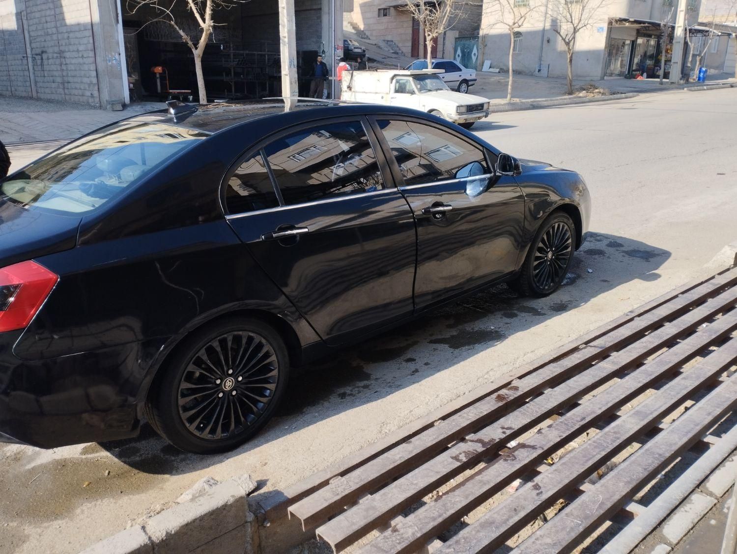 خودرو جیلی، امگرند 7 آگهی ann_17955372