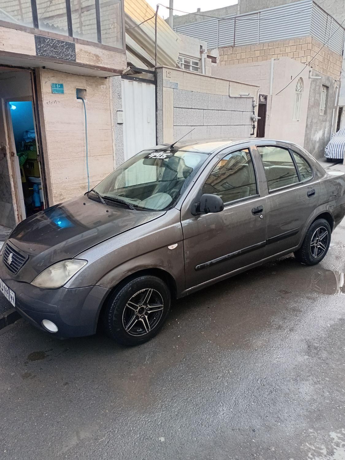 تیبا صندوق دار LX - 1390
