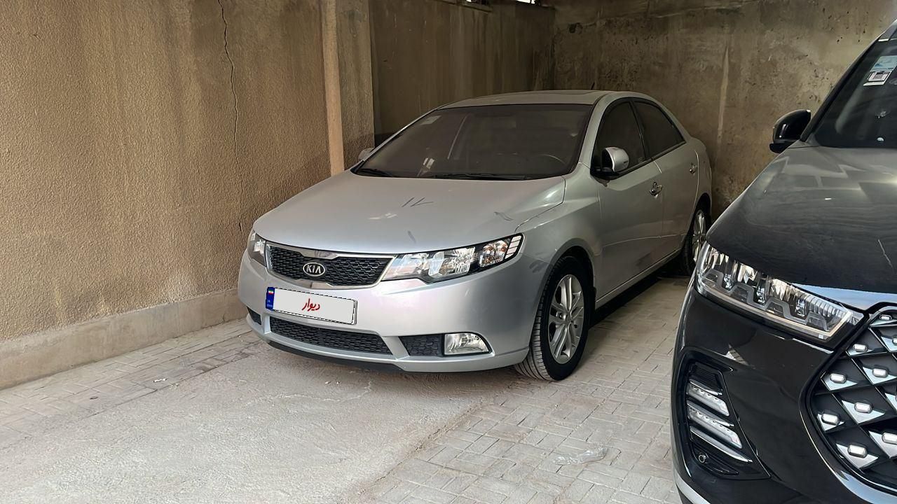 خودرو کیا، سراتو مونتاژ آگهی ann_17956536