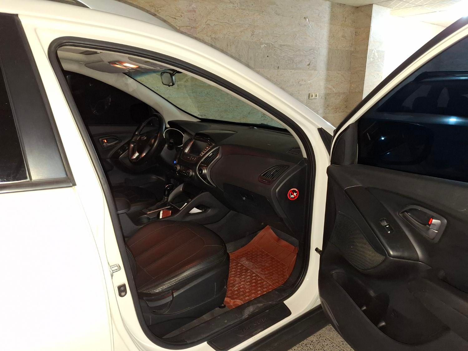هیوندای توسان 2.4 لیتر - 2014