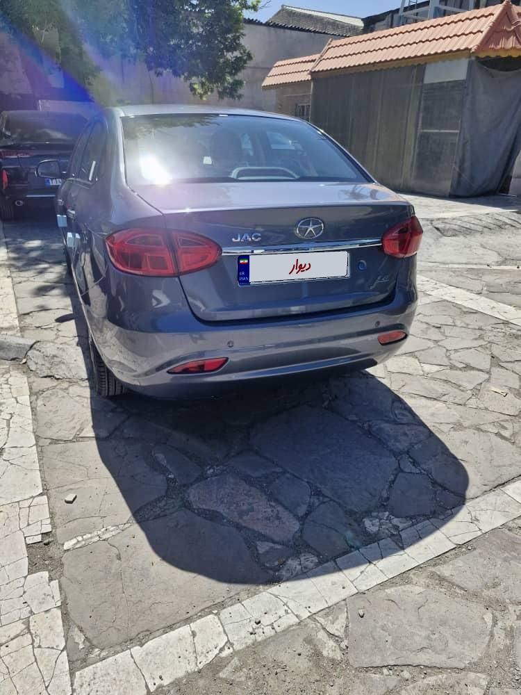 جک J4 اتوماتیک - 2025